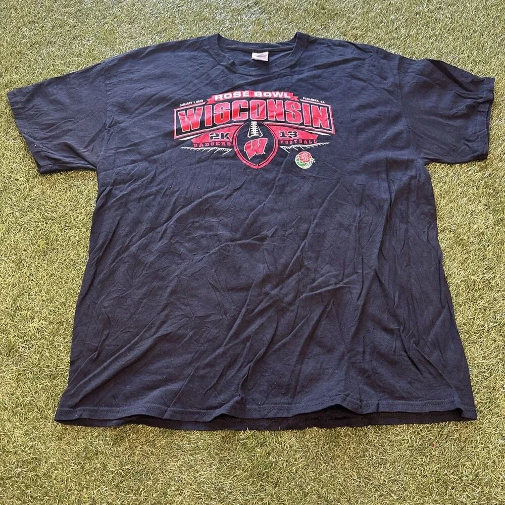 NCAA Rose Bowl 2013 Wisconsin Badgers 2K 13 Black Graphic Logo T Shirt Mens XL - Picture 1 of 8